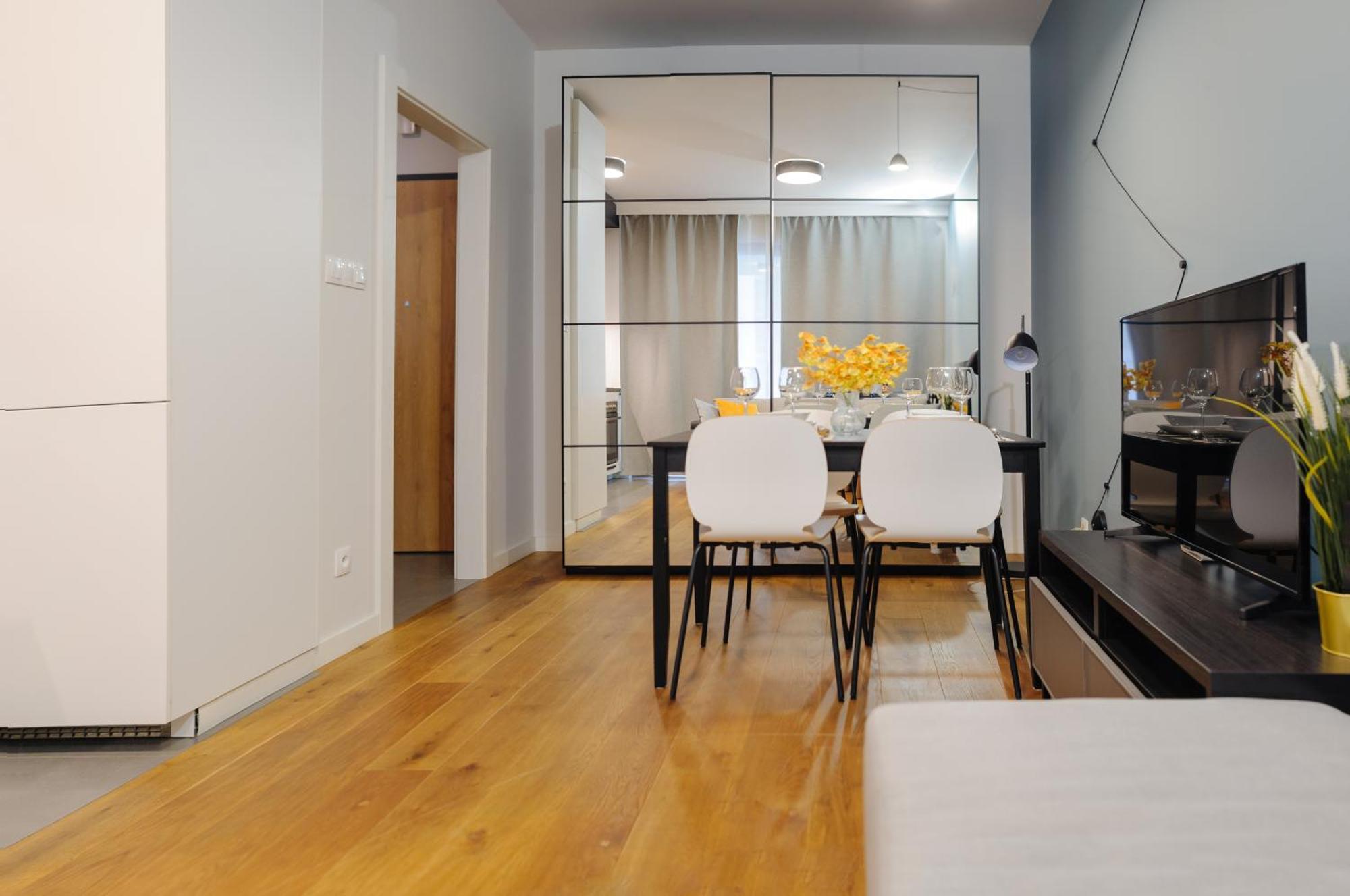 Apartment Like *